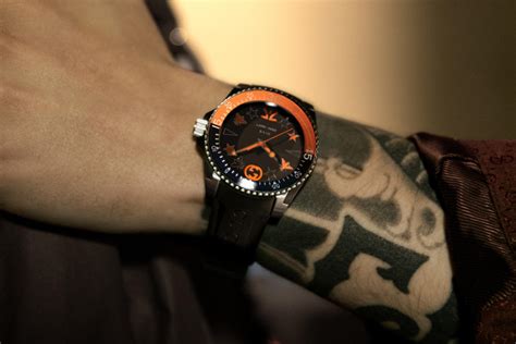 gucci fnatic prezzo|Gucci takes on esports fashion with a $1,600 Fnatic dive watch.